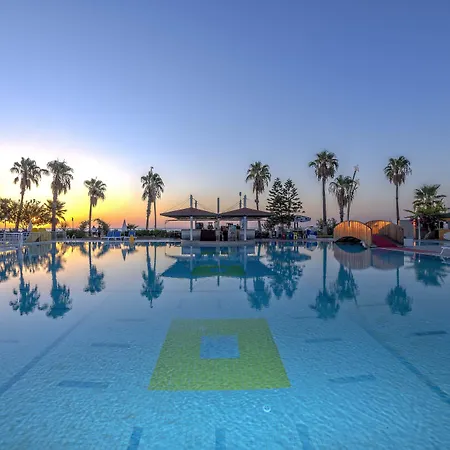 Armas Labada Kemer