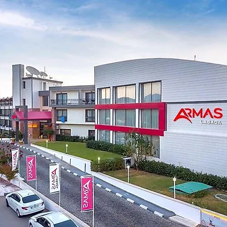 Armas Labada Resort 5*