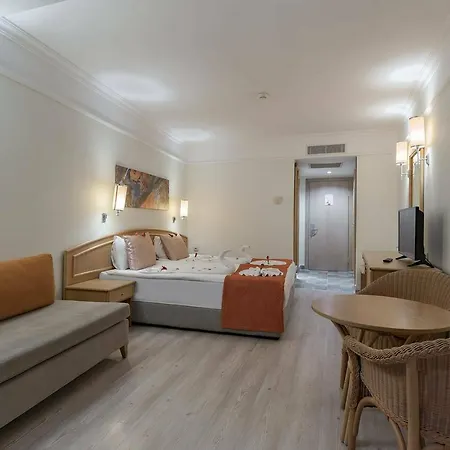 Armas Labada Feriested 5*