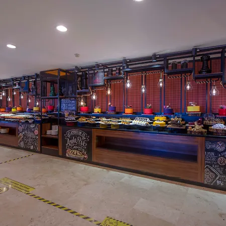 度假村 阿玛斯拉巴达酒店 5*