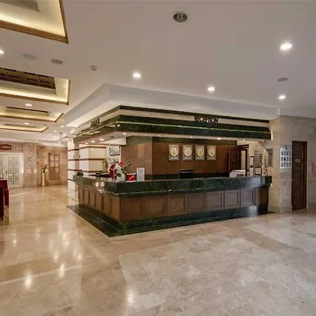 Armas Labada Rezort 5*