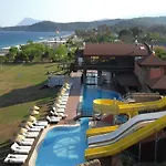 Armas Labada Üdülőközpont 5*